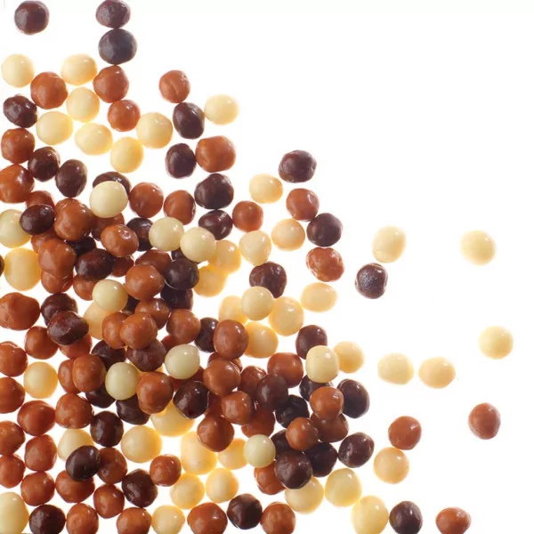 Assorted crunchies black, milk and white 2,5kg