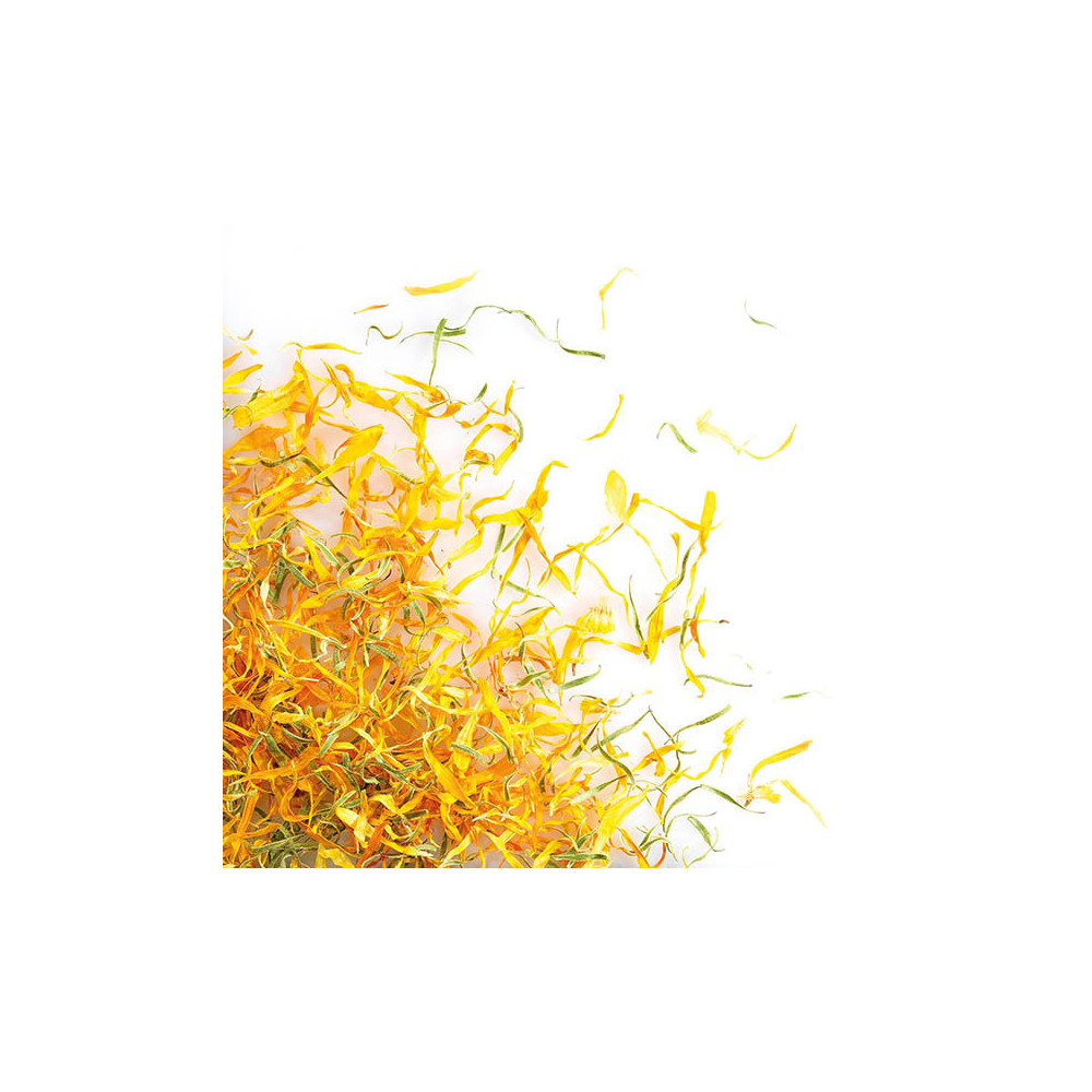 Dried yellow marigold flowers