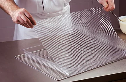 Structure sheets for entremets